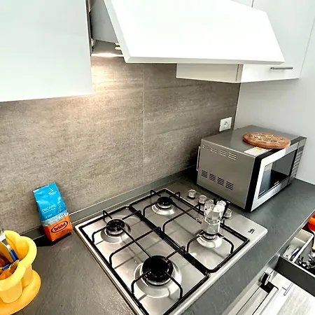 Apartment Casa Indipendente, 500 M Dal Mare, Wifi, Free Park